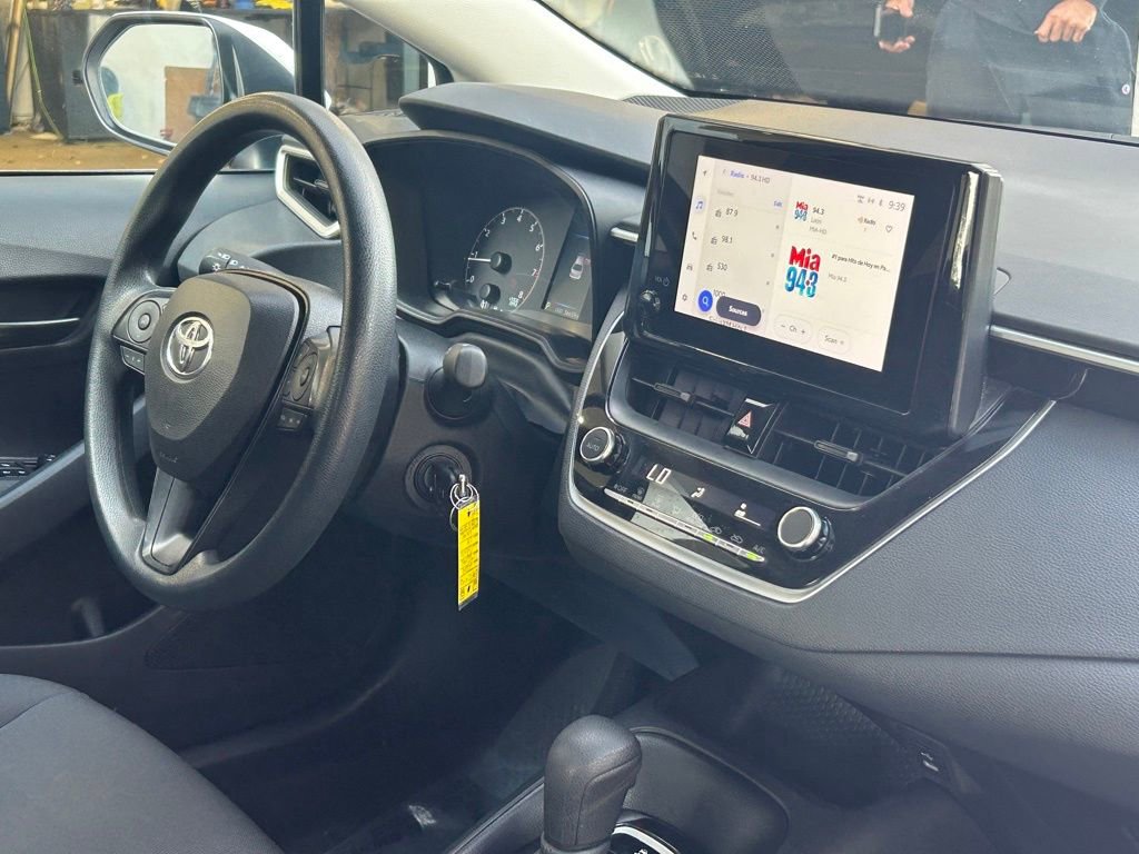 Used 2024 Toyota Corolla LE image 24