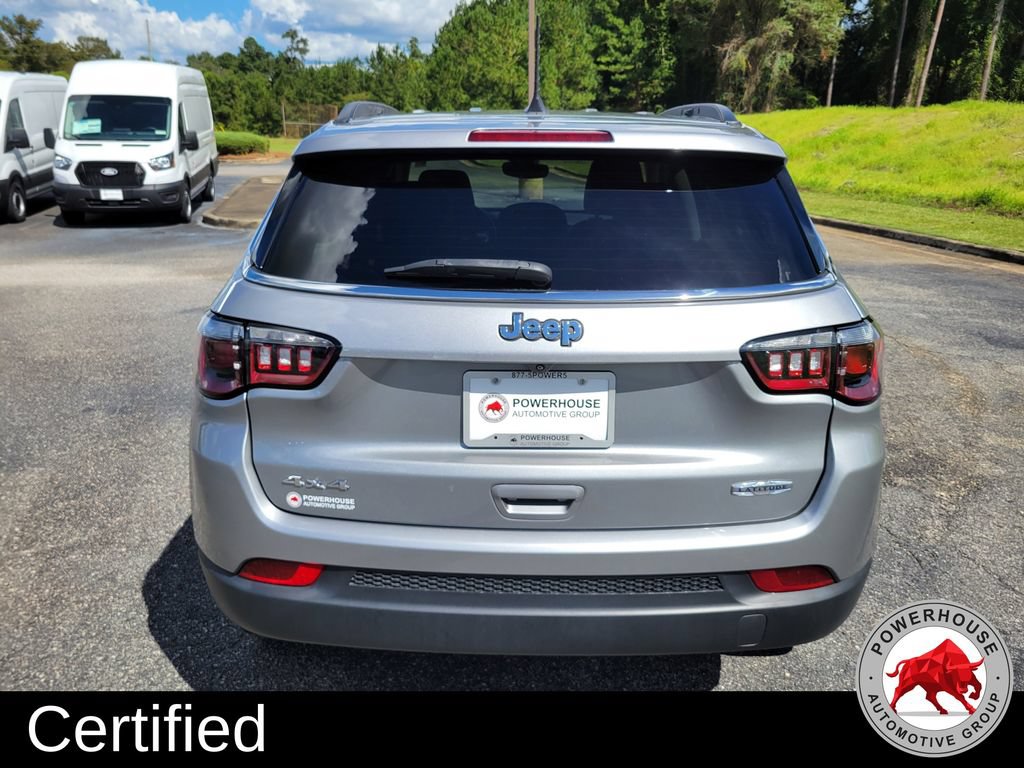 Used 2022 Jeep Compass Latitude w/ Convenience Group AWD/4WD image 5