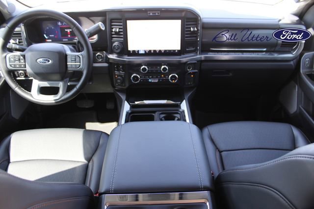 Certified 2025 Ford F350 Lariat w/ Lariat Ultimate Package image 17