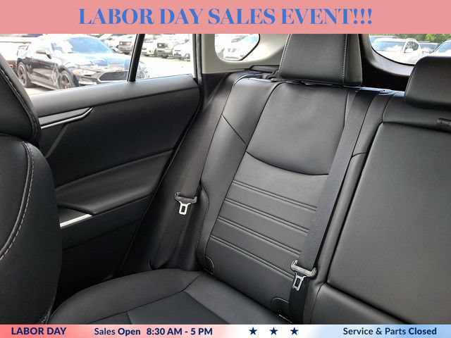 Used 2023 Toyota RAV4 XLE Premium AWD/4WD image 18