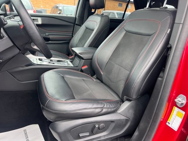 Certified 2023 Ford Explorer ST-Line w/ Class IV Trailer Tow Package AWD/4WD image 21