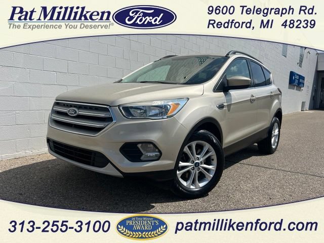 Certified 2018 Ford Escape SE w/ SE Sync 3 Package