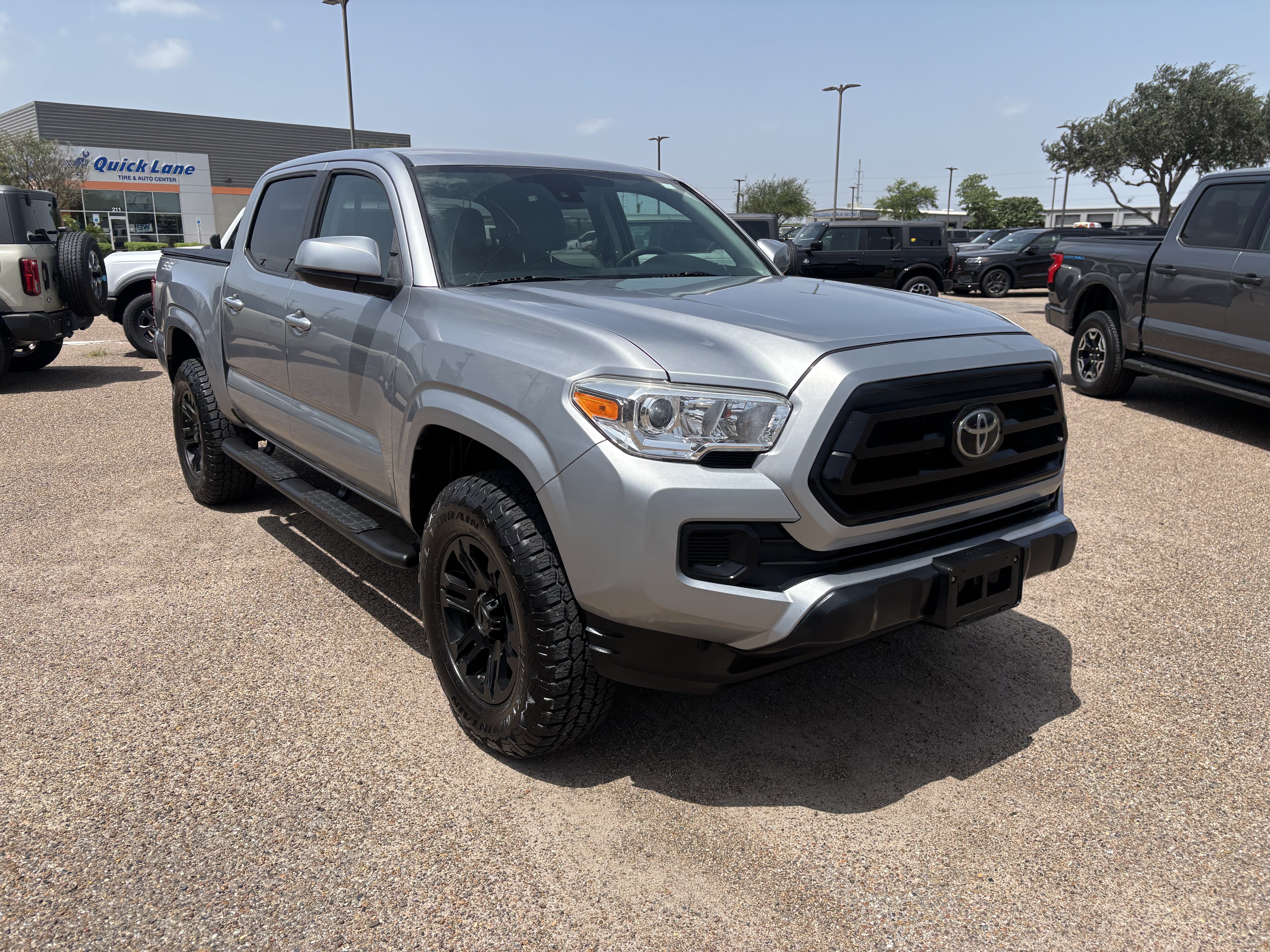 Used 2021 Toyota Tacoma SR w/ SR Convenience Package RWD image 5