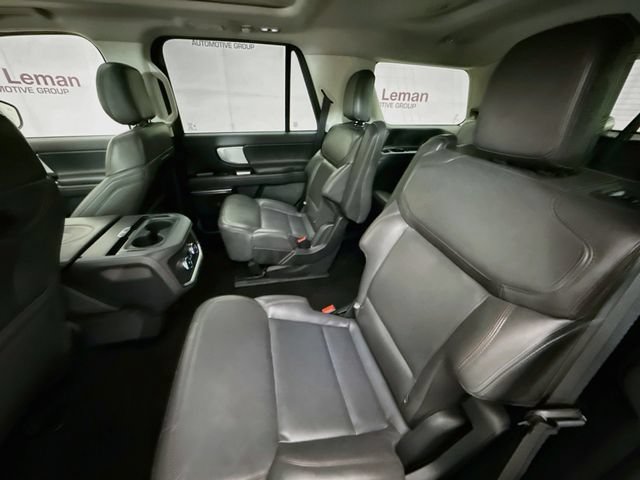 Certified 2025 Ford Expedition Active AWD/4WD image 25