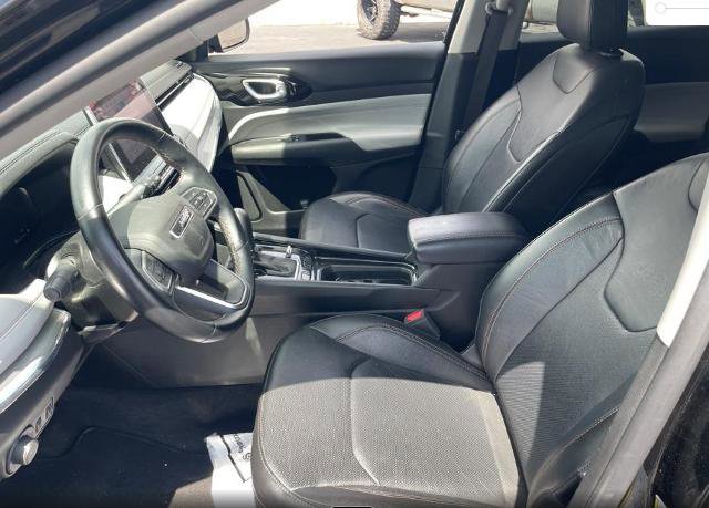 Used 2022 Jeep Compass Limited w/ Elite Group AWD/4WD image 4