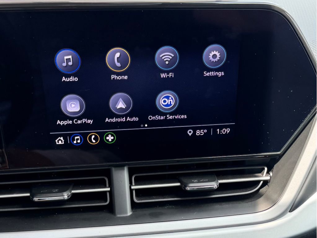 Used 2025 Chevrolet Trax LS image 14