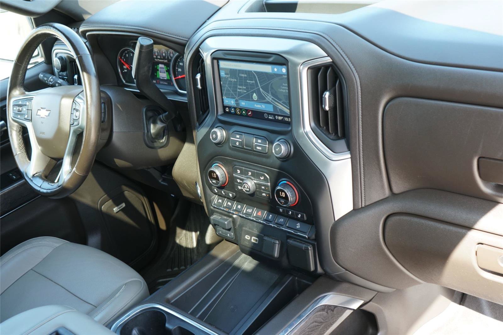 Used 2020 Chevrolet Silverado 1500 LTZ w/ LTZ Premium Package AWD/4WD image 27