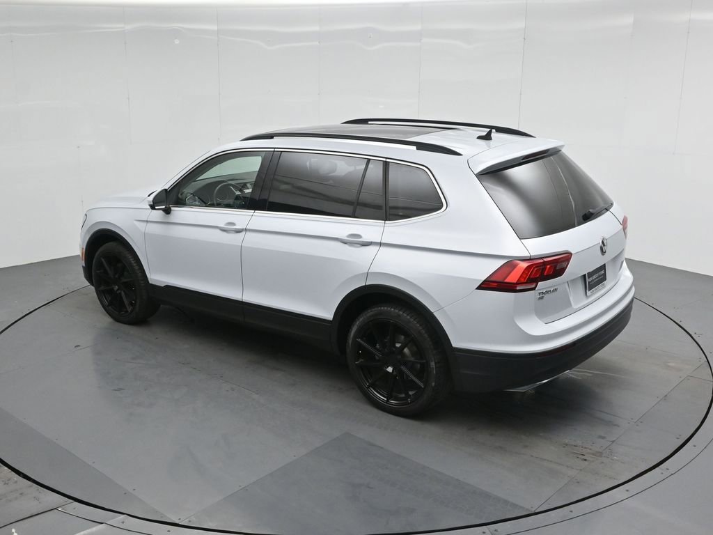 Used 2019 Volkswagen Tiguan SE w/ Panoramic Sunroof Package FWD image 42