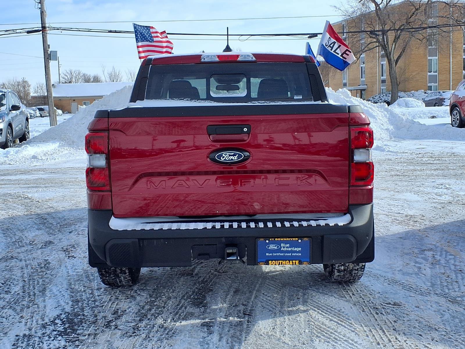 Certified 2025 Ford Maverick Lariat image 3