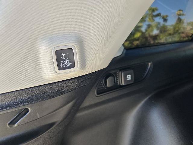 Used 2023 Jeep Grand Cherokee Limited AWD/4WD image 28