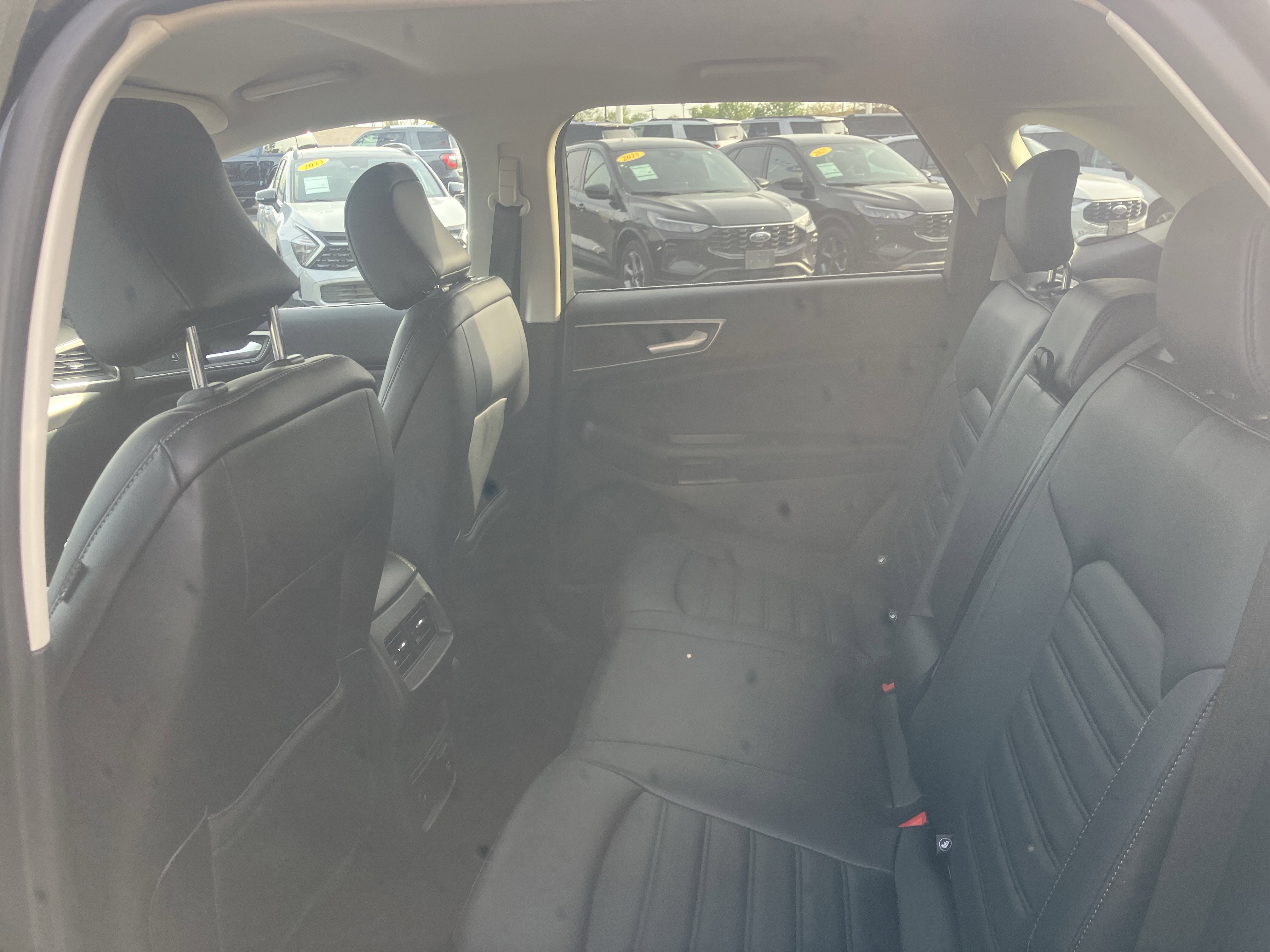 Certified 2024 Ford Edge SEL w/ Convenience Package AWD/4WD image 16