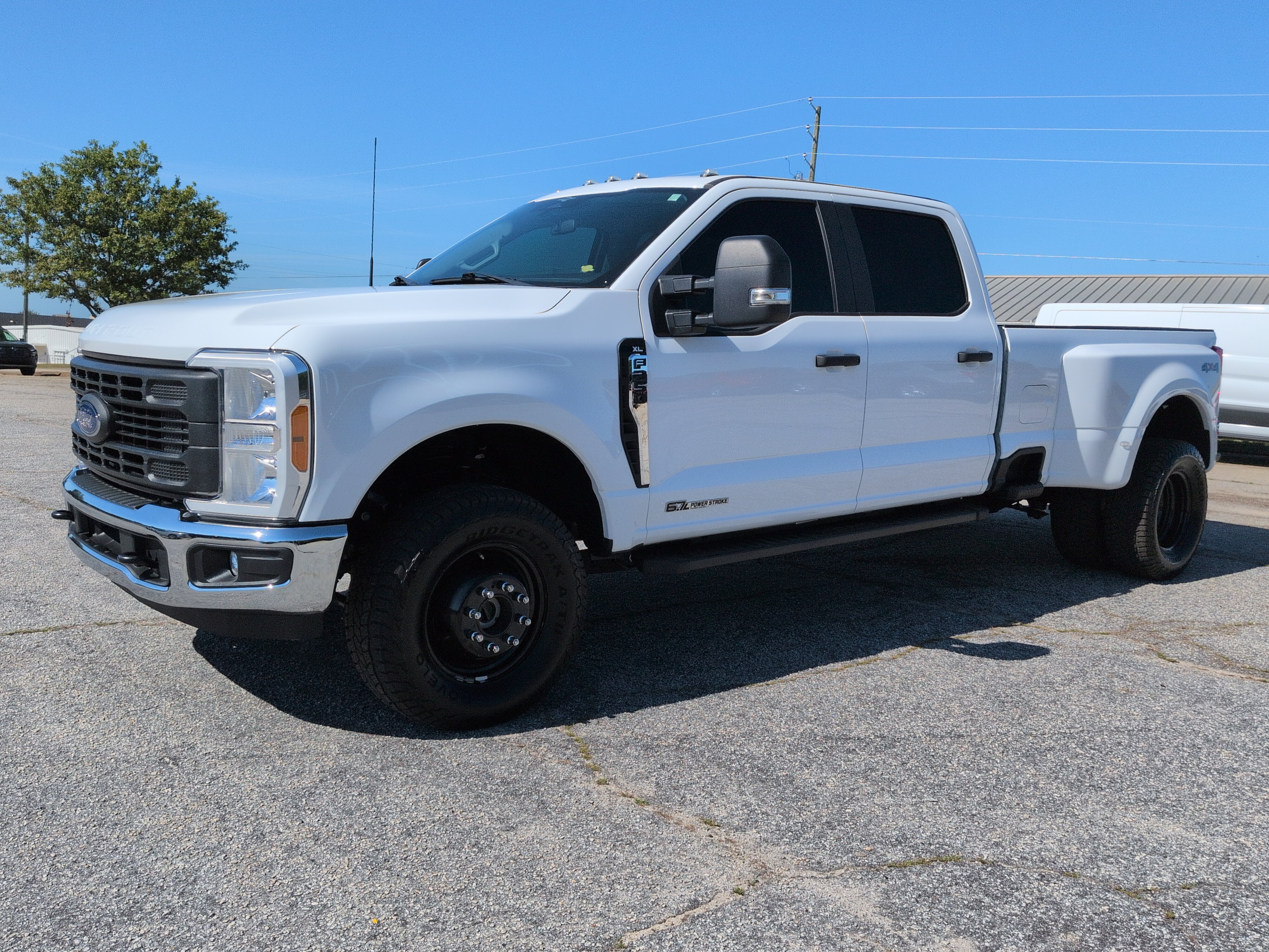 Certified 2023 Ford F350 XL AWD/4WD image 6