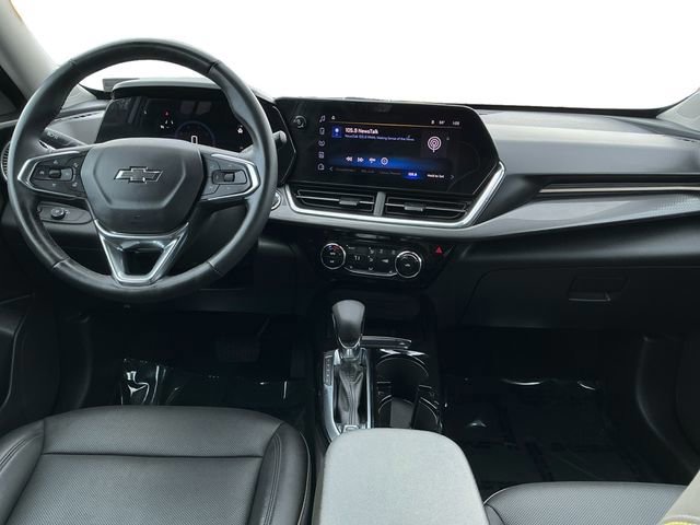 Used 2024 Chevrolet Trax ACTIV image 12