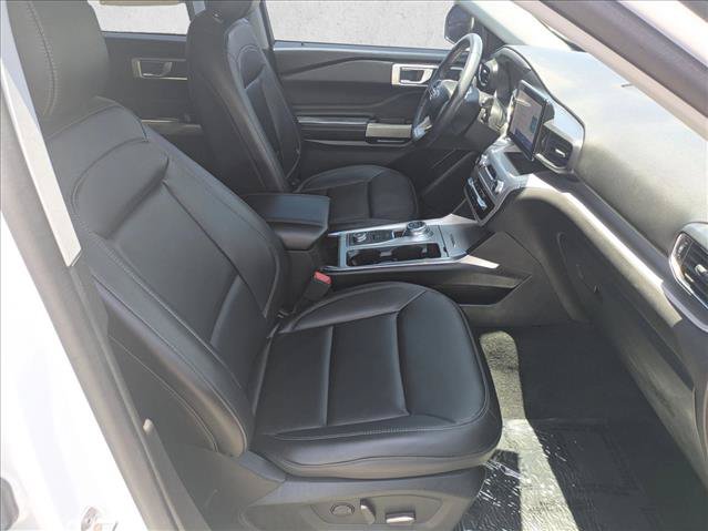 Certified 2023 Ford Explorer XLT w/ Equipment Group 202A AWD/4WD image 20
