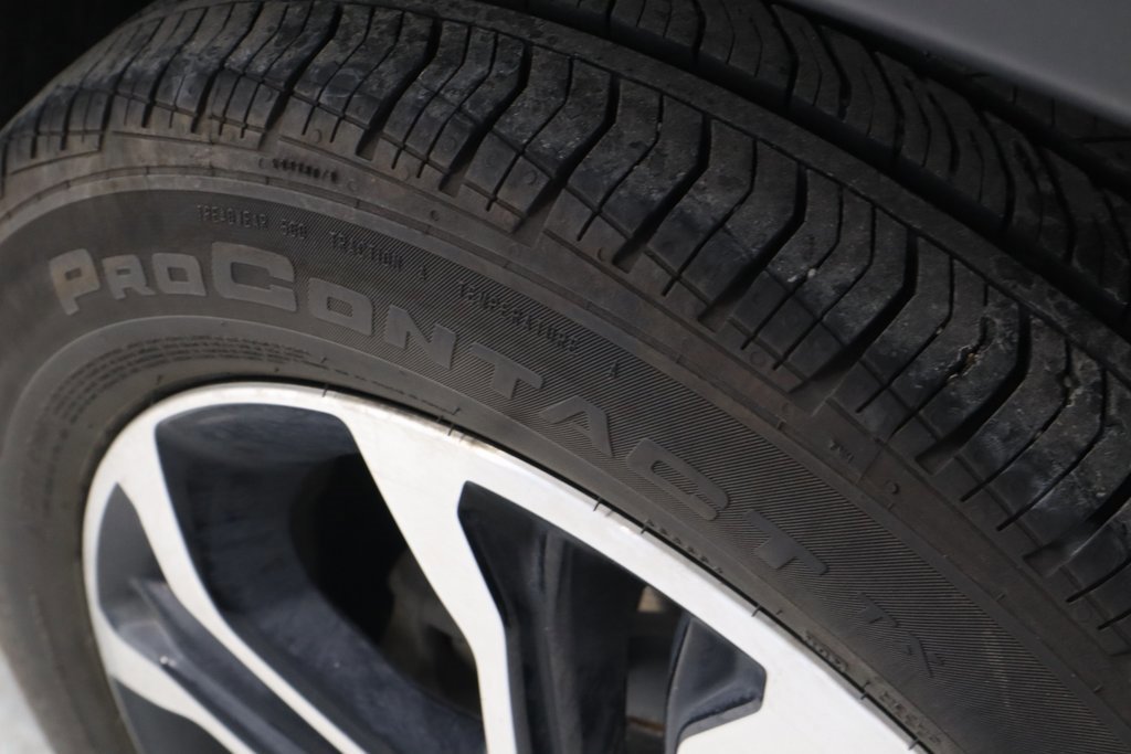 Used 2023 Jeep Compass Limited image 18