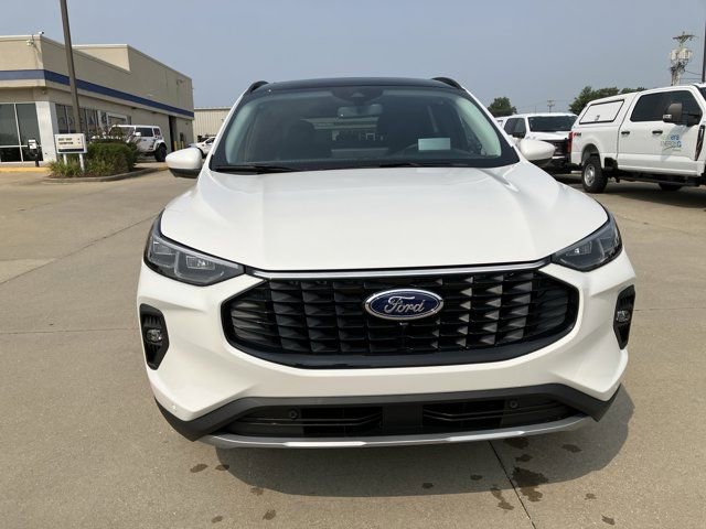Certified 2025 Ford Escape SE w/ PHEV Premium Package FWD image 10