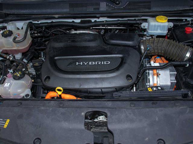 Used 2023 Chrysler Pacifica Touring-L FWD image 13
