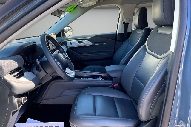 Certified 2026 Ford Explorer Active w/ Active Comfort Package AWD/4WD image 21