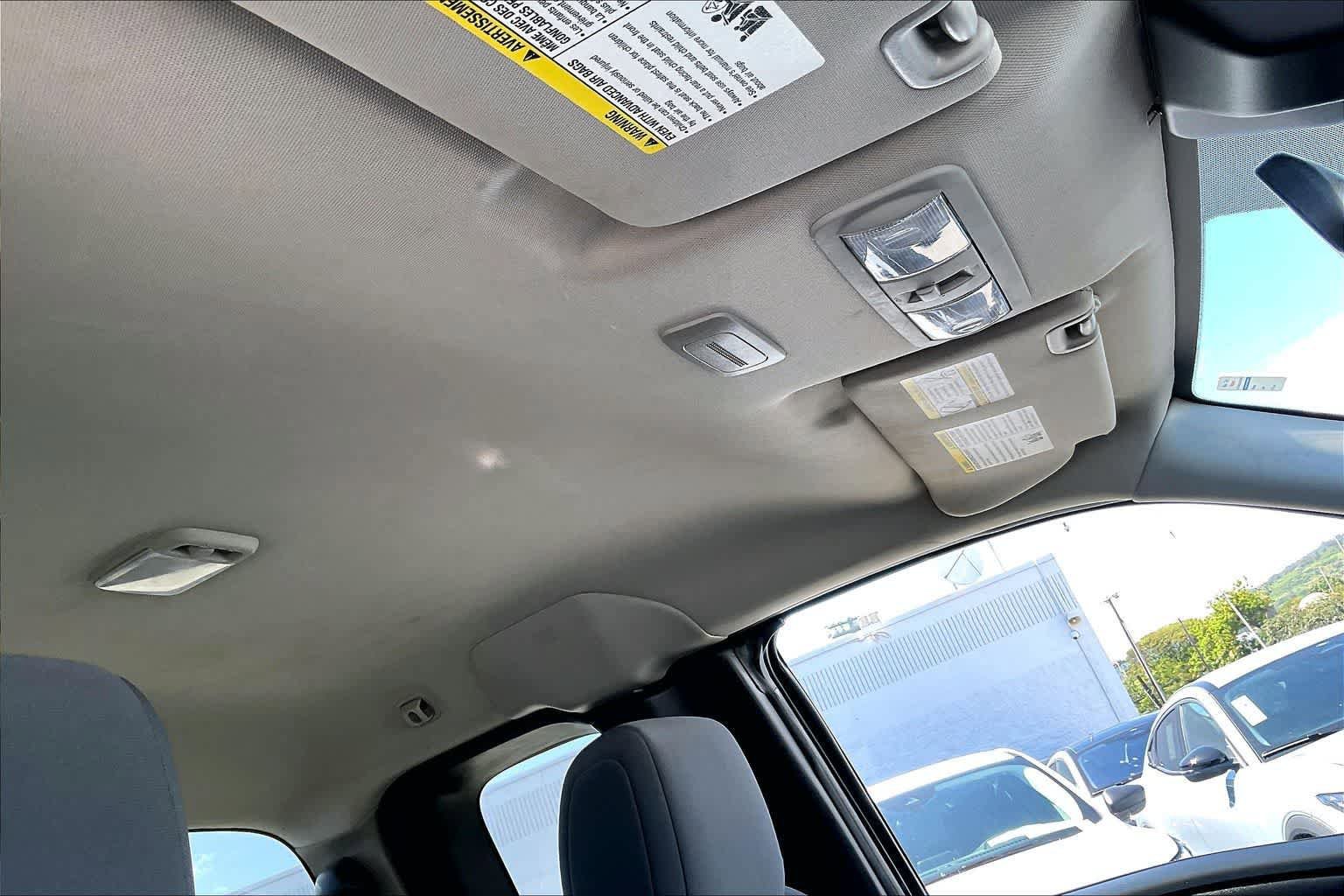 Used 2022 Nissan Frontier S w/ Technology Package RWD image 30