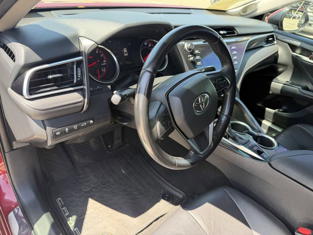 Used 2018 Toyota Camry XSE w/ Driver Assist Package FWD image 26