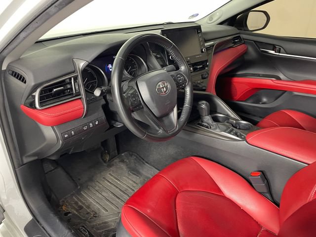 Used 2022 Toyota Camry XSE w/ Navigation Upgrade Package FWD image 3