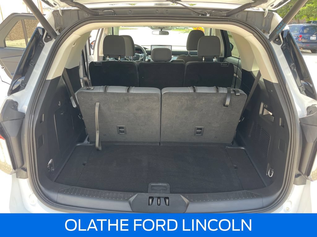 Certified 2025 Ford Explorer Active AWD/4WD image 27