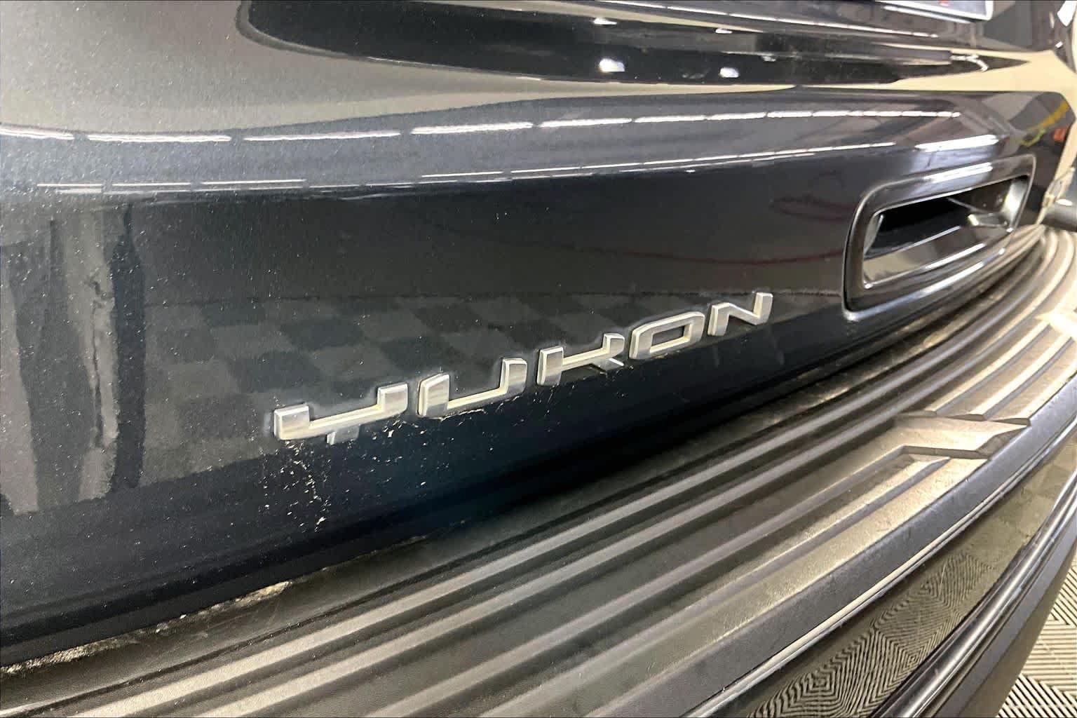 Used 2021 GMC Yukon AT4 w/ AT4 Premium Plus Package AWD/4WD image 56