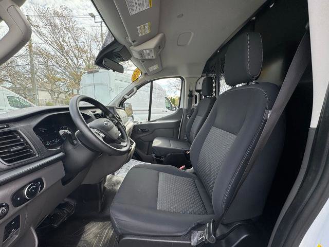 Certified 2024 Ford Transit 250 Low Roof w/ Exterior Upgrade Package RWD image 10