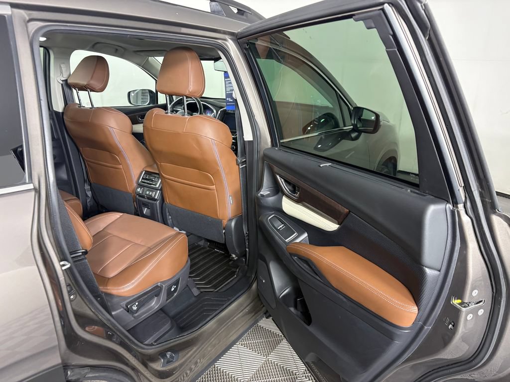 Used 2022 Subaru Ascent Touring AWD/4WD image 35