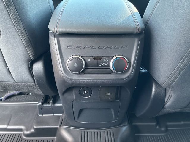 Certified 2025 Ford Explorer Active image 15