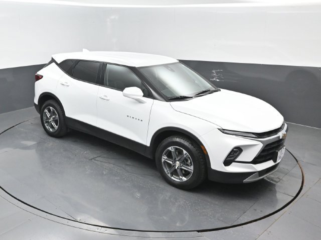 Used 2025 Chevrolet Blazer LT AWD/4WD image 18