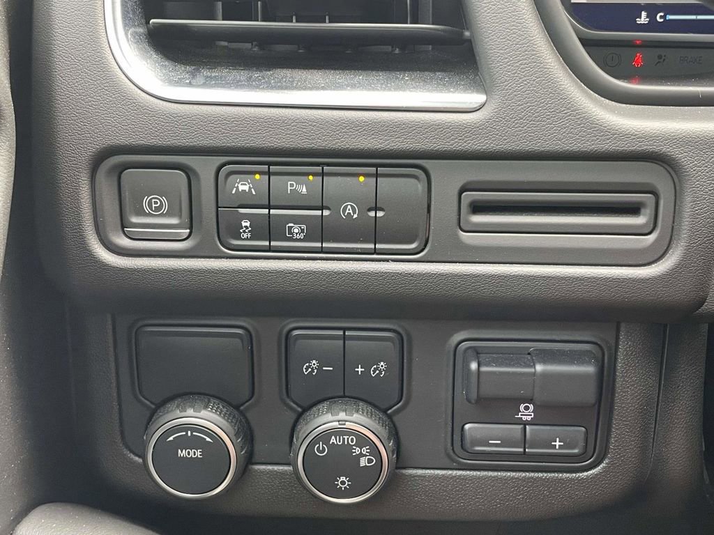 Used 2023 Chevrolet Tahoe LT w/ LT Signature Package image 27