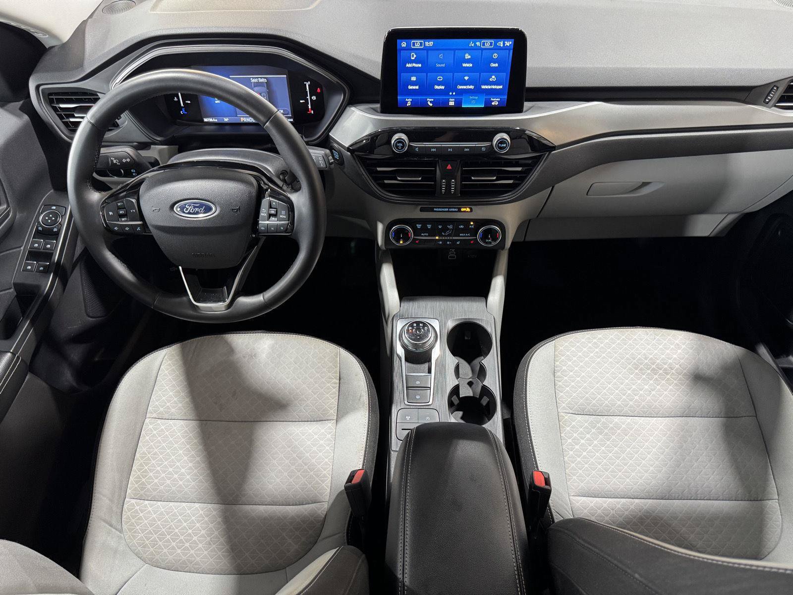 Certified 2025 Ford Escape Active w/ Cold Weather Package FWD image 21