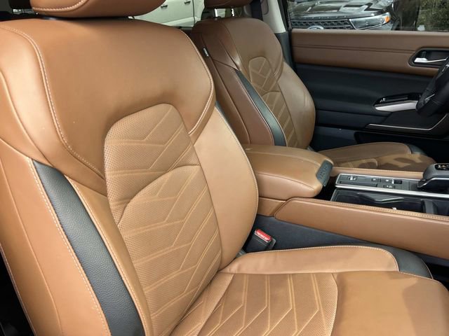 Used 2024 Nissan Pathfinder Platinum w/ Cargo Package FWD image 32