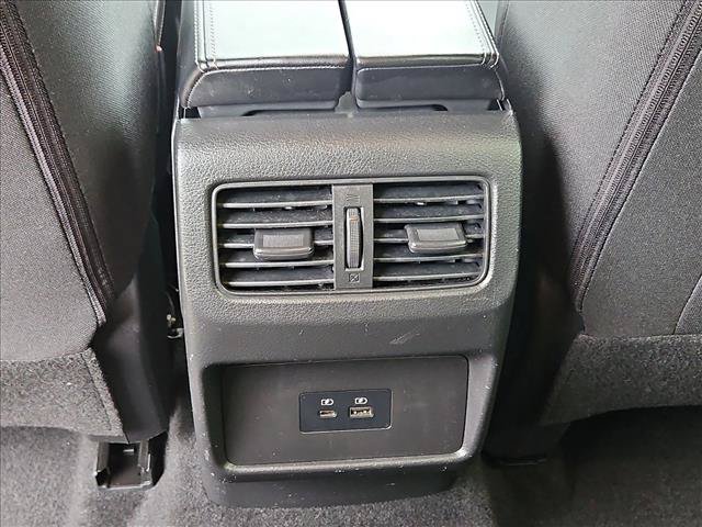 Used 2023 Nissan Rogue SV FWD image 16