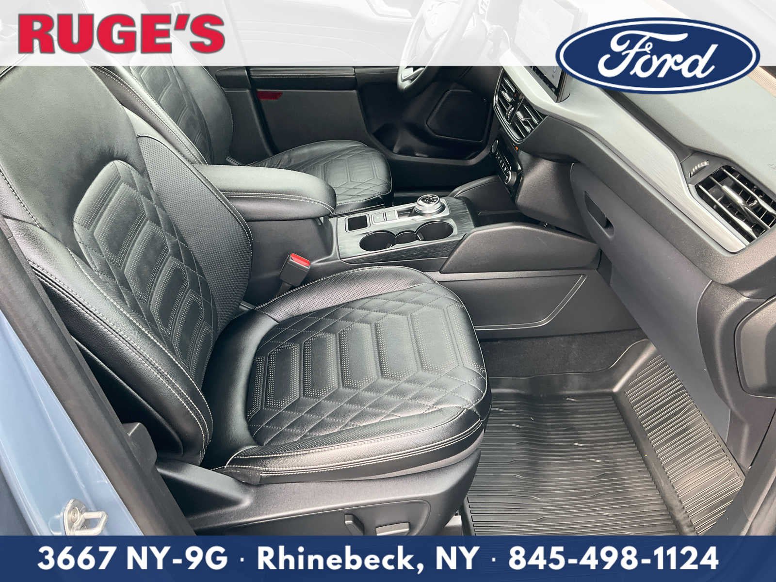 Certified 2024 Ford Escape Platinum w/ Premium Technology Package AWD/4WD image 10