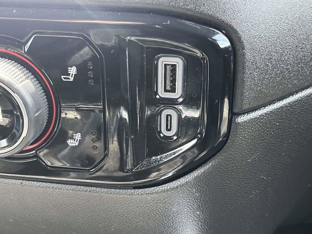 Used 2024 Chevrolet Silverado 1500 RST w/ Z71 Off-Road Package image 19