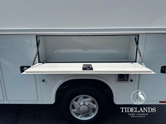 Certified 2024 Ford E-350 and Econoline 350 Super Duty w/ Power Windows & Locks Group RWD image 38