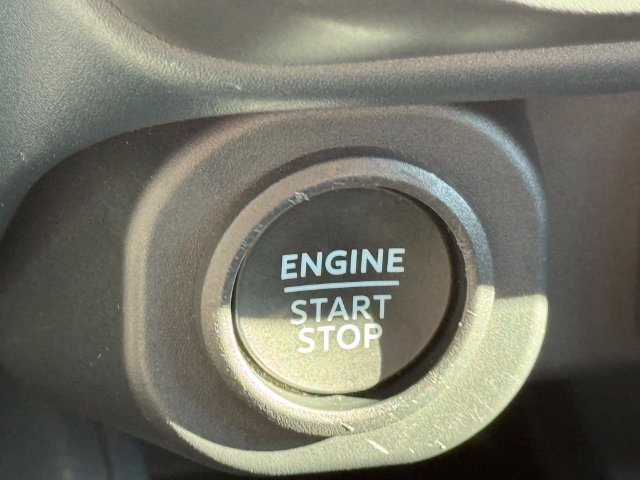Certified 2025 Ford Maverick Tremor AWD/4WD image 17