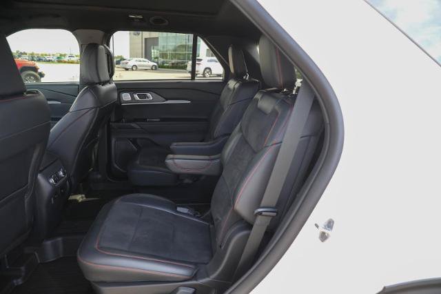 Certified 2025 Ford Explorer ST AWD/4WD image 34