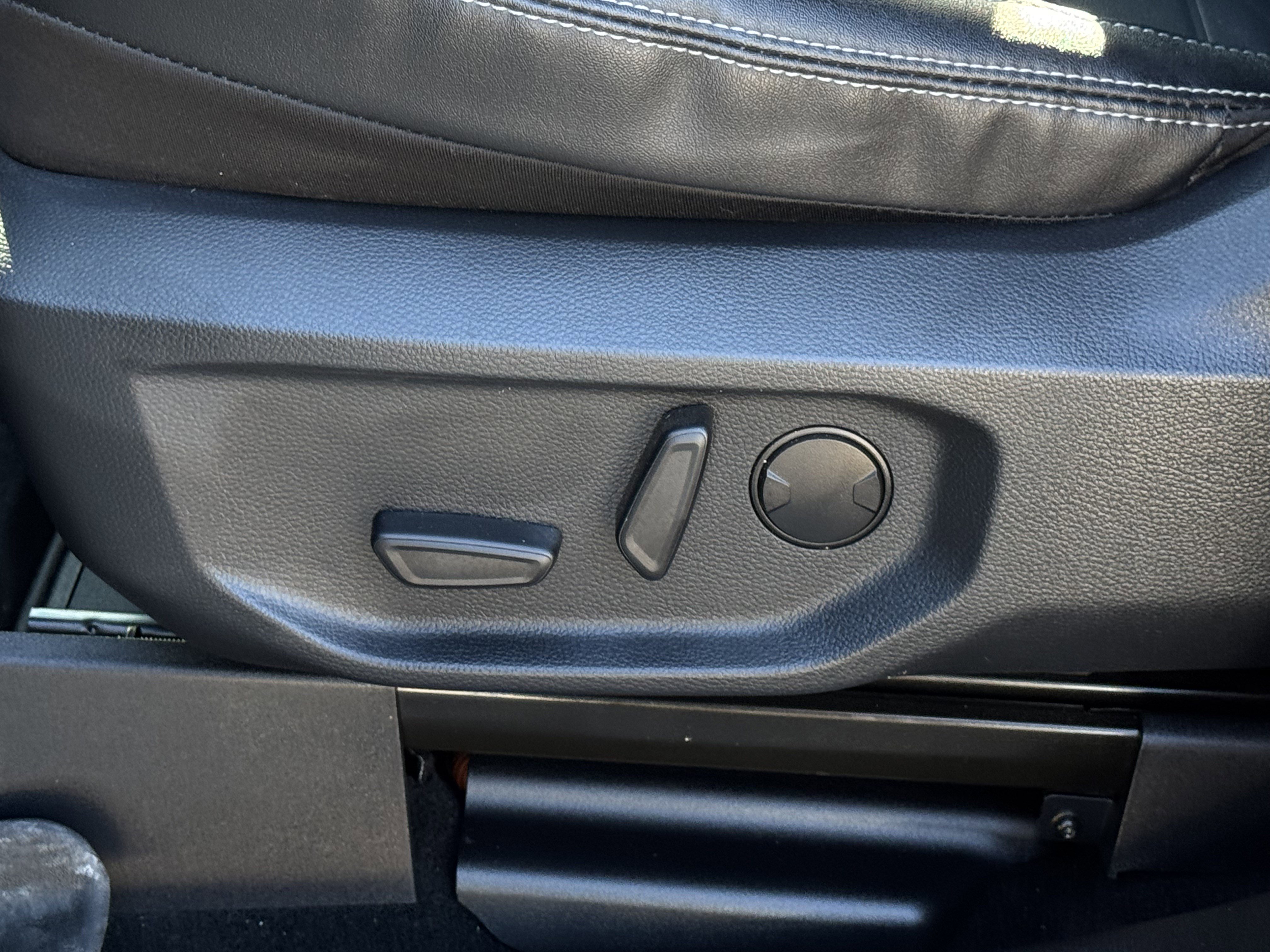 Certified 2024 Ford Ranger Lariat w/ Advanced Towing Package image 17