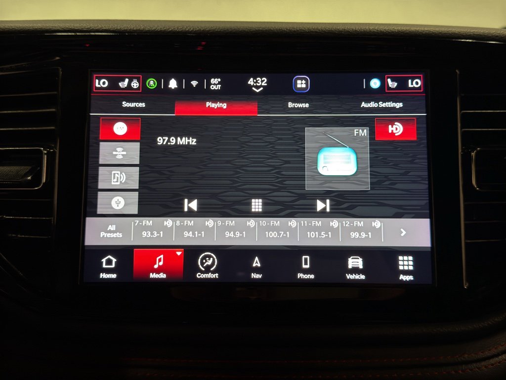 Used 2023 Dodge Durango GT image 20