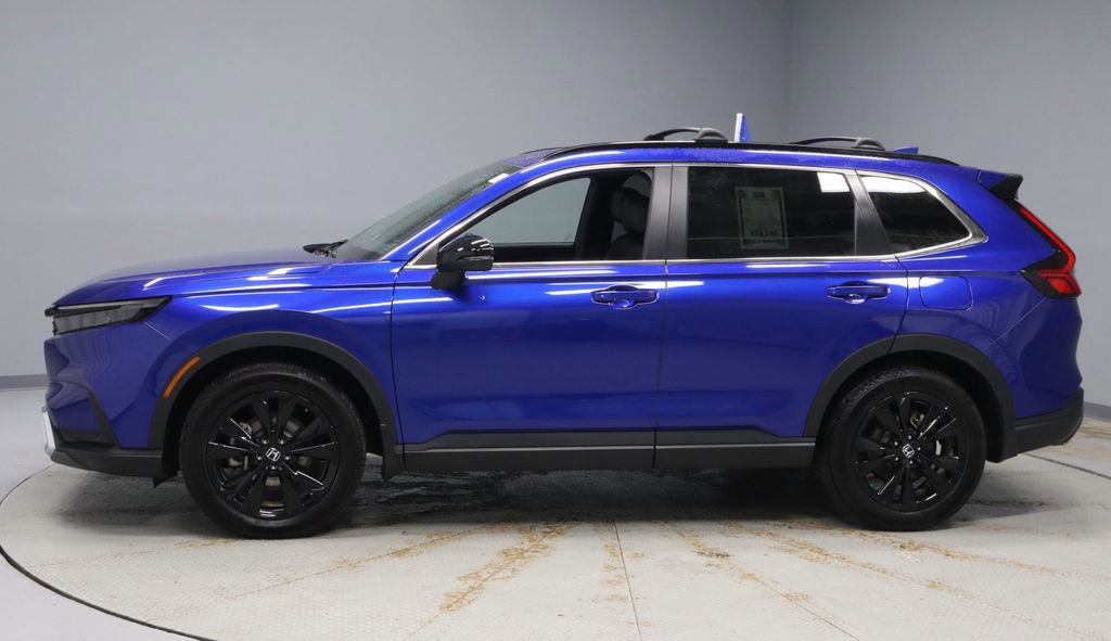 Used 2024 Honda CR-V Sport Touring image 2