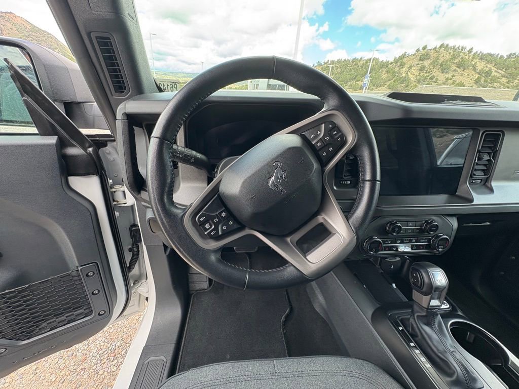 Certified 2025 Ford Bronco Big Bend AWD/4WD image 2