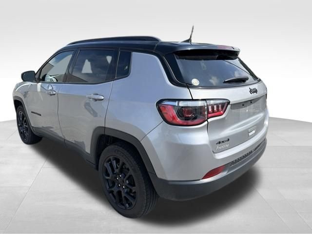 Used 2022 Jeep Compass Latitude w/ Convenience Group AWD/4WD image 6