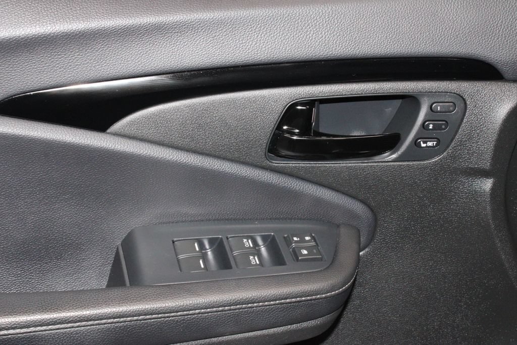 Used 2023 Honda Passport Elite image 23