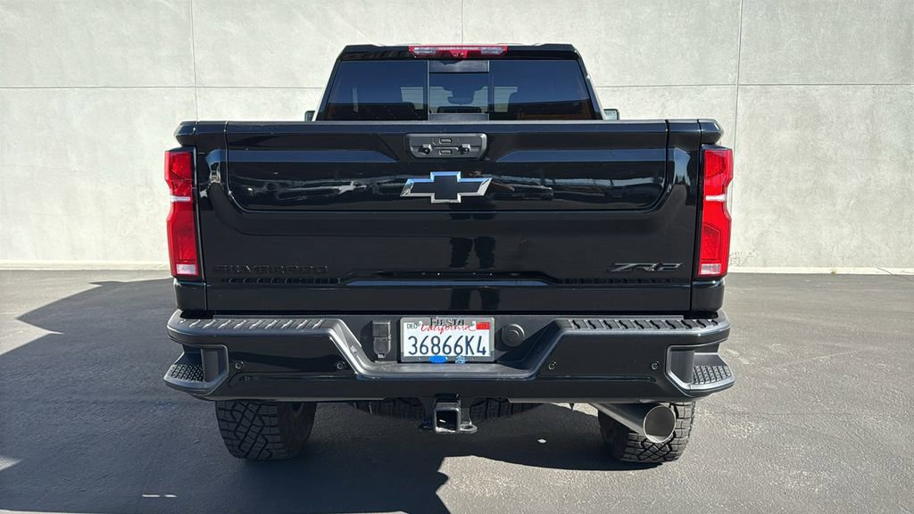 Used 2026 Chevrolet Silverado 2500 ZR2 w/ LPO, Dark Essentials Package image 2