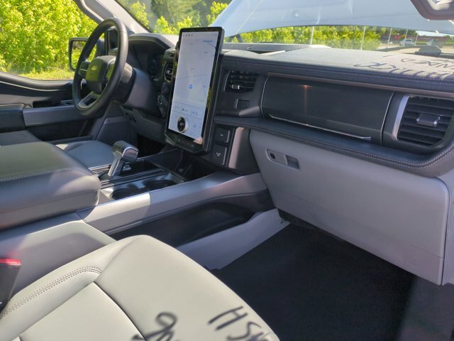 Certified 2025 Ford F150 Lightning Flash AWD/4WD image 36