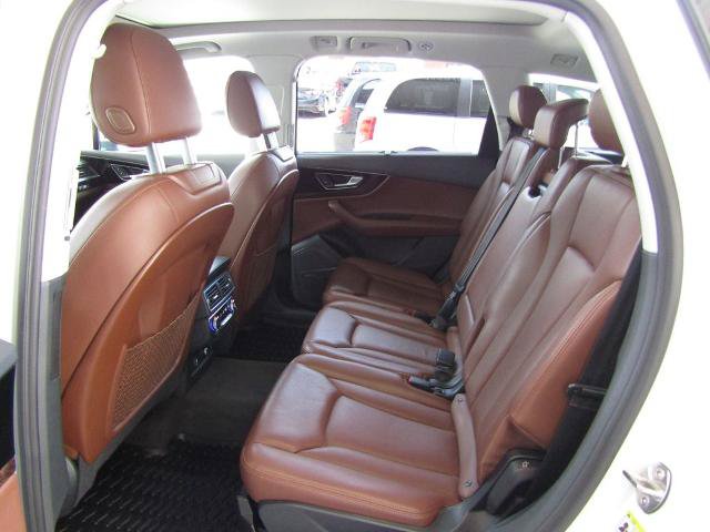 Used 2019 Audi Q7 3.0T Prestige AWD/4WD image 33