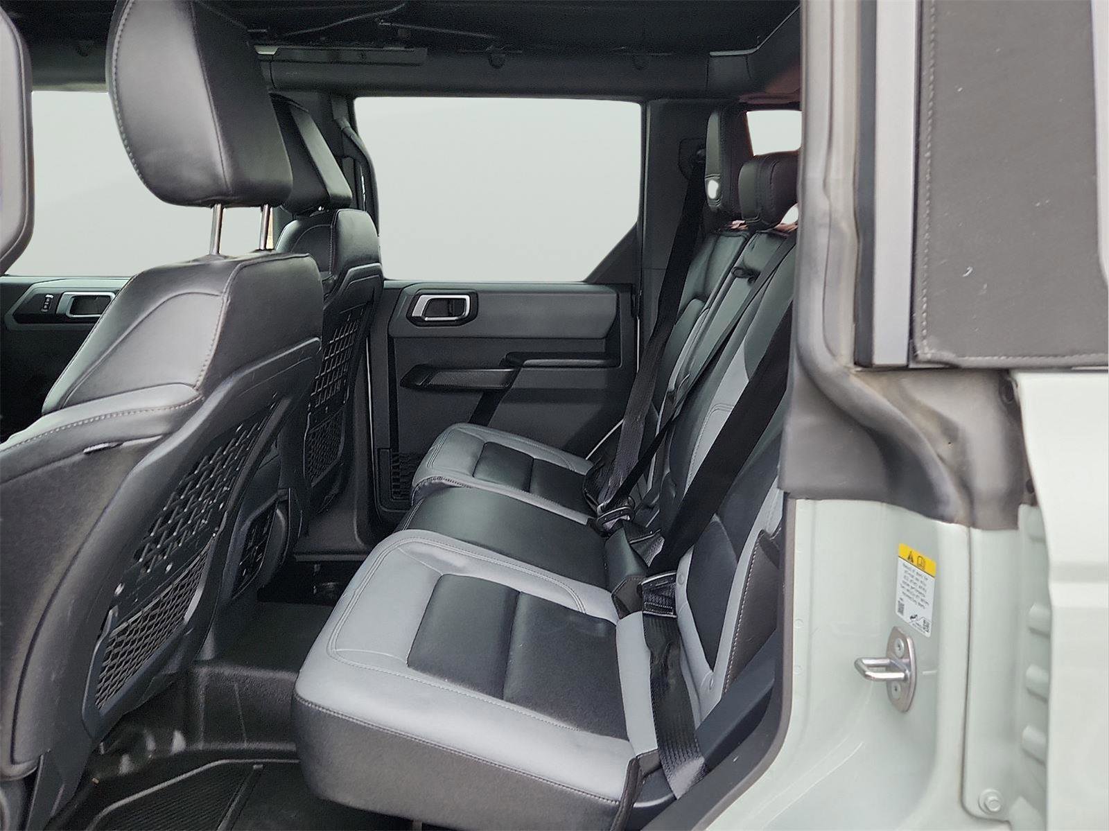 Certified 2024 Ford Bronco Black Diamond image 10